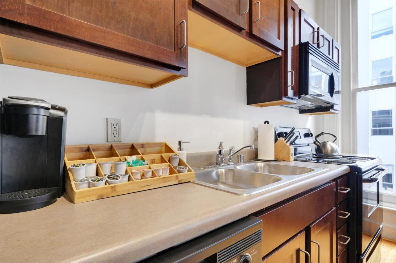 Appartement Historic Charm, Walkable Entertainment à Louisville-Jefferson County Extérieur photo